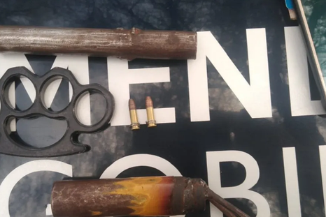 Detuvieron a un menor que llevaba escondidos un arma tumbera y una manopla Foto: Ministerio de Seguridad