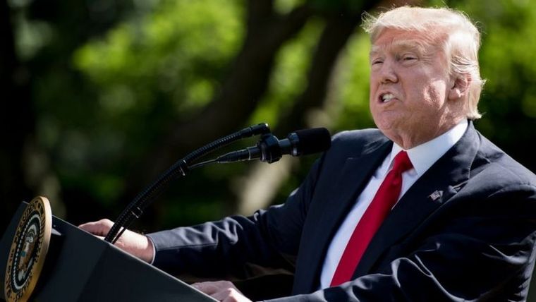 El presidente Trump habría dado una orden secreta al Pentágono para utilizar la fuerza militar contra los carteles fuera de los Estados Unidos El presidente Trump habría dado una orden secreta al Pentágono para utilizar la fuerza militar contra los carteles fuera de los Estados Unidos