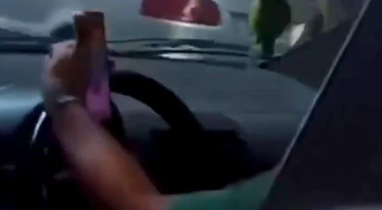 El hecho se viralizó rápidamente en las redes sociales.&nbsp;