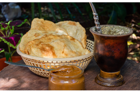 Clásico argentino: receta de tortas fritas con masa que no falla jamás.