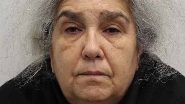 Lulu Lakatos se hizo pasar por tasadora de piedras preciosas Foto: POLICÍA METROPOLITANA DE LONDRES