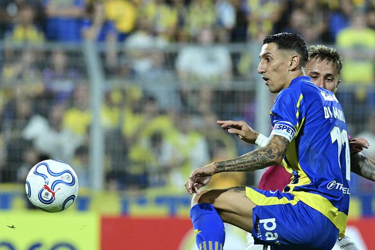 Ángel Di María jugó un gran partido, pero Rosario Central no pudo pasar del 0-0 contra Independiente del Valle.