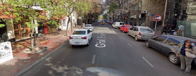 El negocio asaltado está en la calle Espejo de Ciudad