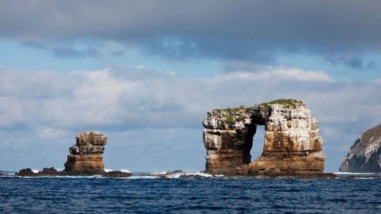 Las aguas alrededor del Arco de Darwin son consideradas como un paraíso para los submarinistas. Foto: Getty Images