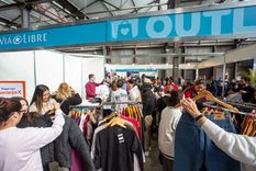 El outlet de la Ciudad funcionará el 11 y 12 de abril en La Báscula de la Nave Cultural. El outlet de la Ciudad funcionará el 11 y 12 de abril en La Báscula de la Nave Cultural.