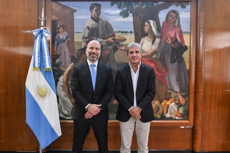 El ministro de Economía, Luis Caputo, junto al CEO de Uber,Dara Khosrowshahi. El ministro de Economía, Luis Caputo, junto al CEO de Uber,Dara Khosrowshahi.