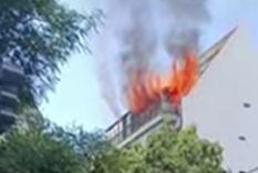 El hecho ocurrió en la avenida Chiclana y Castro Barros Foto: Captura de video