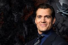 Foto: https://www.menshealth.com/es/noticias-deportivas-masculinas/a32048613/henry-cavill-lobezno-superman-hugh-jackman/
