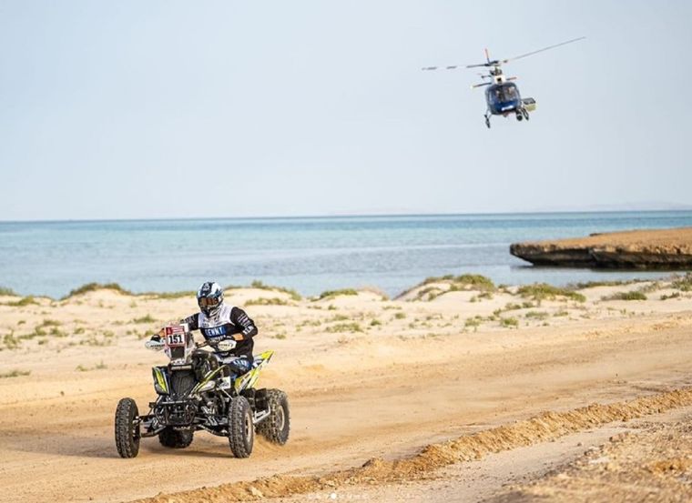 Giroud se afirma como líder en quads. Foto: @dakar