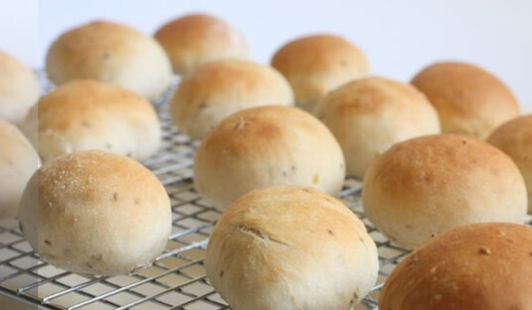 El anís usado en la receta de pan de anís es famoso por sus propiedades digestivas. El anís usado en la receta de pan de anís es famoso por sus propiedades digestivas.