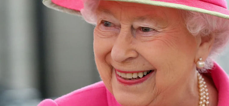 La reina Isabel II es un sinónimo de elegancia y cuidado en todo el mundo Foto: Vanity Fair