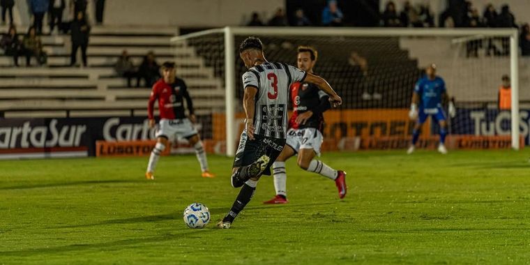 Franco Saavedra será baja en Gimnasia por lesión y su lugar será ocupado por Recalde. Franco Saavedra será baja en Gimnasia por lesión y su lugar será ocupado por Recalde. 