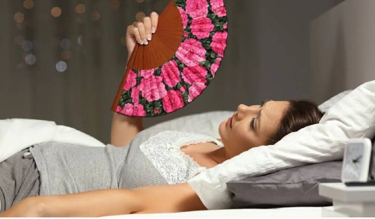 La difícil misión de dormir en épocas de mucho calor (Shutterstock).