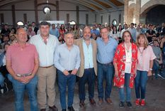 Néstor Majul, con Alfredo Cornejo a su izquierda y Rodolfo Suarez a la derecha Néstor Majul, con Alfredo Cornejo a su izquierda y Rodolfo Suarez a la derecha