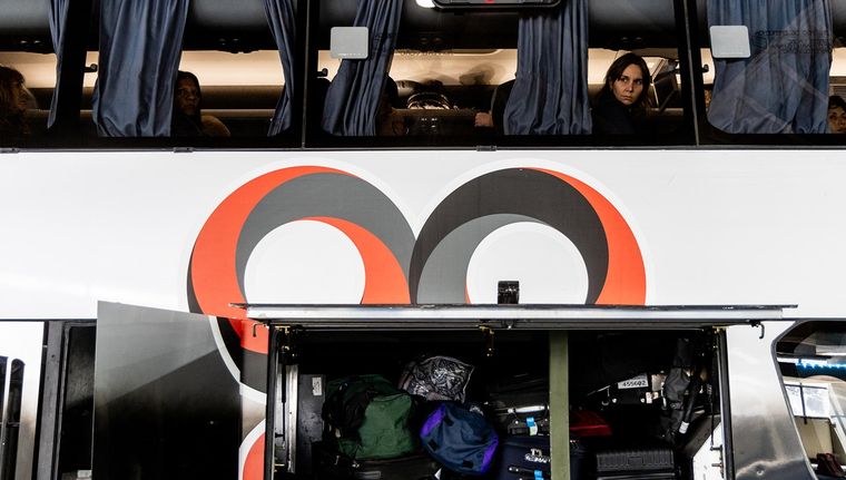 Los argentinos aprovechan sus viajes a Chile para realizar compras. Foto: EFE