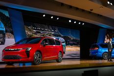 Chrysler renueva la Pacifica: así es la minivan 2027 con tecnología Family Tech