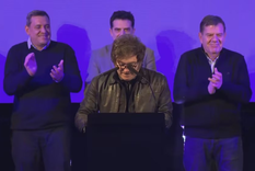 Javier Milei cerró el acto de lanzamiento oficial de campaña de LLA en La Plata.