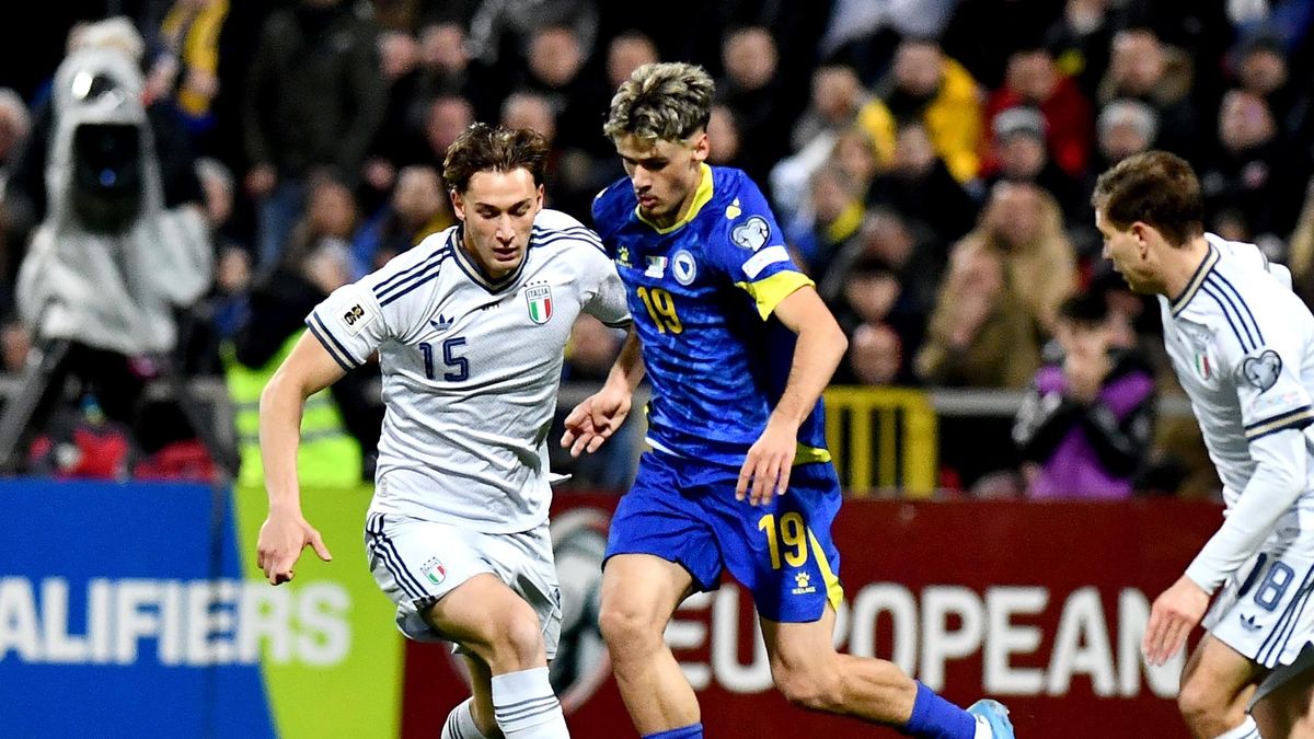 En vivo: Bosnia lo empató sobre el final y forzó al alargue con Italia, que juega con diez