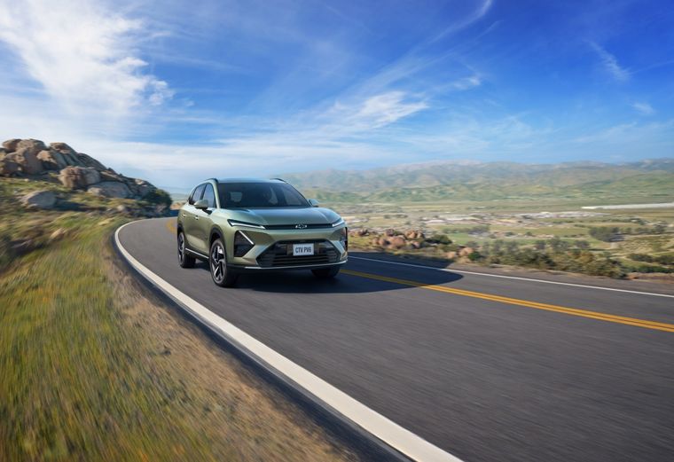 La Chevrolet Captiva PHEV 2026 combina un motor naftero de 1.5 L con otro eléctrico, lo que le permite alcanzar hasta 204 HP