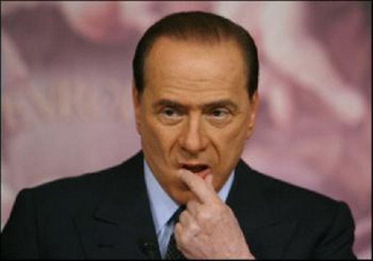 Berlusconi no tiene paz. Foto: web