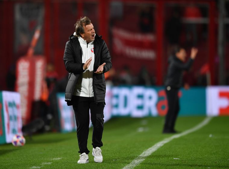 Zielinski en la victoria de Independiente Foto: Telam