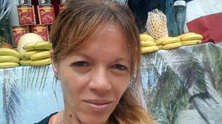 La mujer se habría suicidado