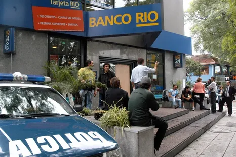 El robo ocurrió en la sucursal del Banco Río en Acassuso.&nbsp;