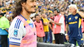 Cavani regresó a las canchas y quedó en le centro de la escena. Cavani regresó a las canchas y quedó en le centro de la escena.