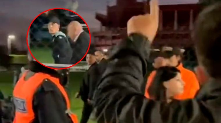 Copetti le contestó a un hincha de Racing que lo criticó después de perder el partido.