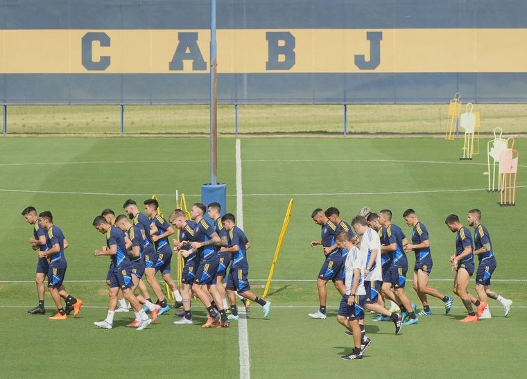 Boca ya comenzó con sus trabajos de pretemporada. Foto: @BocaJrsOficial