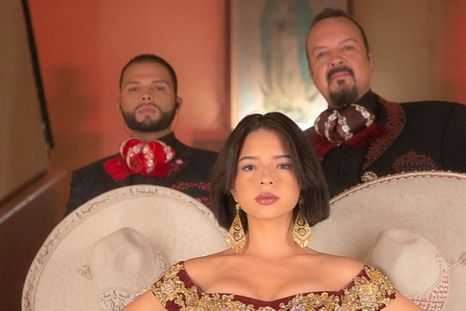 Consejos para un corte carré como el de Ángela Aguilar