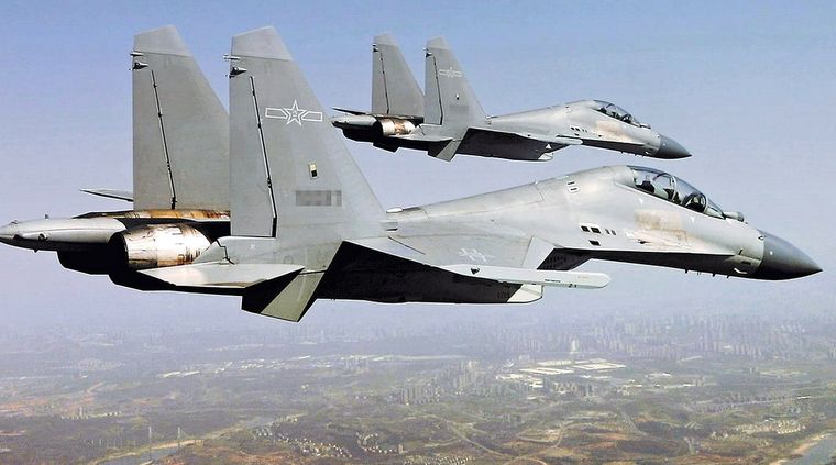 Estos son cazas chinos J-16. Foto: Business Insider.