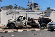 fuerte choque entre un colectivo y una camioneta de vialidad en mendoza