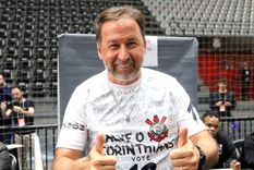 Augusto Melo fue destituido como presidente del Corinthians. Augusto Melo fue destituido como presidente del Corinthians.