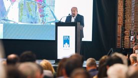 La cámara nacional empresaria del vino confirmó el lugar en el que se desarrollará el tradicional almuerzo por la Vendimia. La cámara nacional empresaria del vino confirmó el lugar en el que se desarrollará el tradicional almuerzo por la Vendimia.