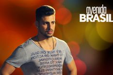 Con más de 40 años, Cauã Reymond sorprende a todos con su imagen. Foto: Captura de pantalla Telefe. Con más de 40 años, Cauã Reymond sorprende a todos con su imagen. Foto: Captura de pantalla Telefe.