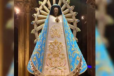 Virgen de Luján, patrona de Argentina.