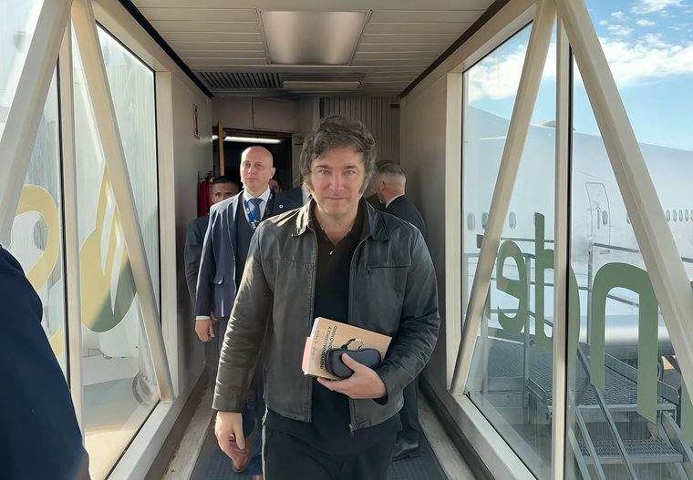 Milei viaja nuevamente hacia Estados Unidos Foto: NA