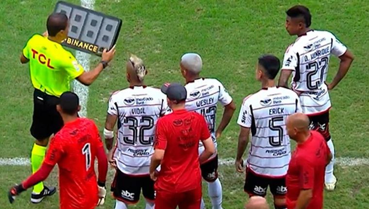 Sampaoli metió cinco cambios en el entretiempo. Foto: Redes Sociales