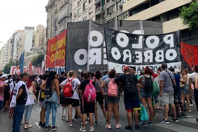 MDZol | Piqueteros se preparan para salir a la calle el 20 de diciembre. Foto: Archivo MDZ