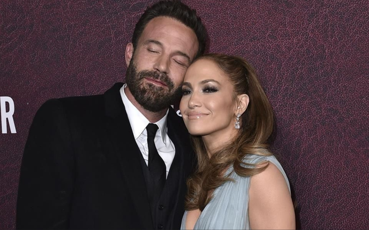 Jennifer Lopez y Ben Affleck sorprendieron a todos con la noticia de su matrimonio.
