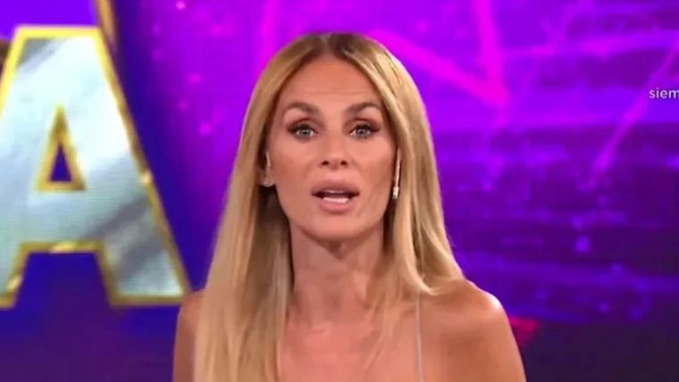 A la modelo se le acabó la paciencia. A la modelo se le acabó la paciencia.