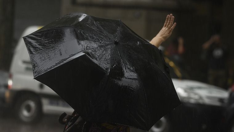 Las lluvias seguirán durante algunos días en el AMBA. Foto: Juan Mateo Aberastain Zubimendi/MDZ