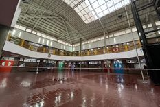 El arreglo del techo del edificio está pendiente desde el 2023 El arreglo del techo del edificio está pendiente desde el 2023