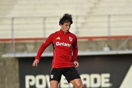 Galarza Fonda publicó un mensaje en redes tras la derrota en Avellaneda. Galarza Fonda publicó un mensaje en redes tras la derrota en Avellaneda.