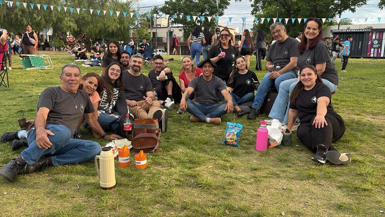 Domingo con amigos, familia, mates y espectáculos gratis. ¡Un planazo! Domingo con amigos, familia, mates y espectáculos gratis. ¡Un planazo!