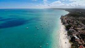 Un rincón paradisíaco en el nordeste brasileño donde el calor y el mar calmo invitan a disfrutar de unas vacaciones inolvidables. Foto: Shutterstock