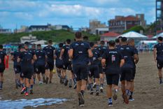 Deportivo Riestra comenzó la pretemporada en Pinamar con ocho caras nuevas. Foto: @prensariestra Deportivo Riestra comenzó la pretemporada en Pinamar con ocho caras nuevas. Foto: @prensariestra