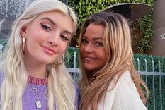 Madre e hija juntas: Denise Richards junto a su niña Sami Sheen.