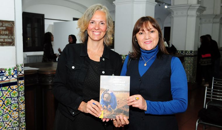 Eugenia Galat junto a Marita Vargas. Eugenia Galat junto a Marita Vargas.